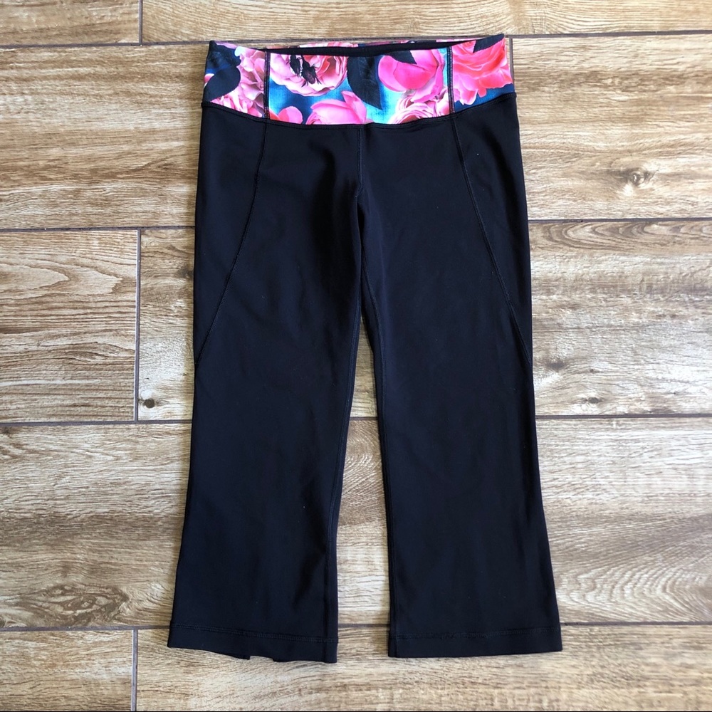 Lululemon Gather And Crow Crop Secret Garden Sz 6 - Picture 2 of 8